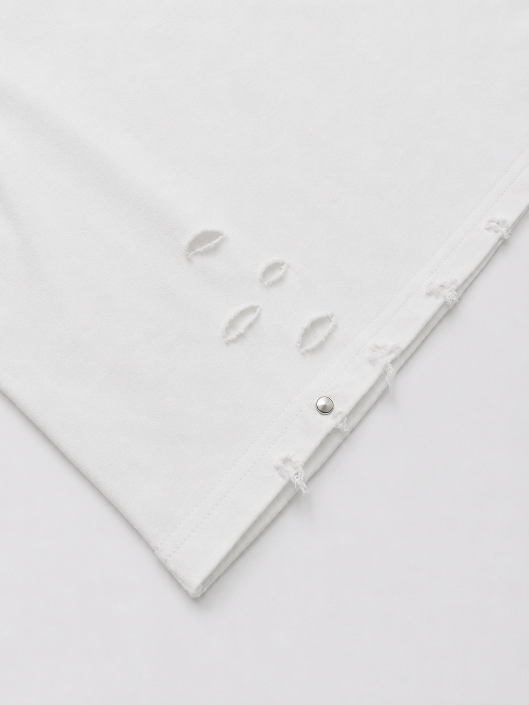 DISTRESSED OVERSIZED T-SHIRT — WHITE
