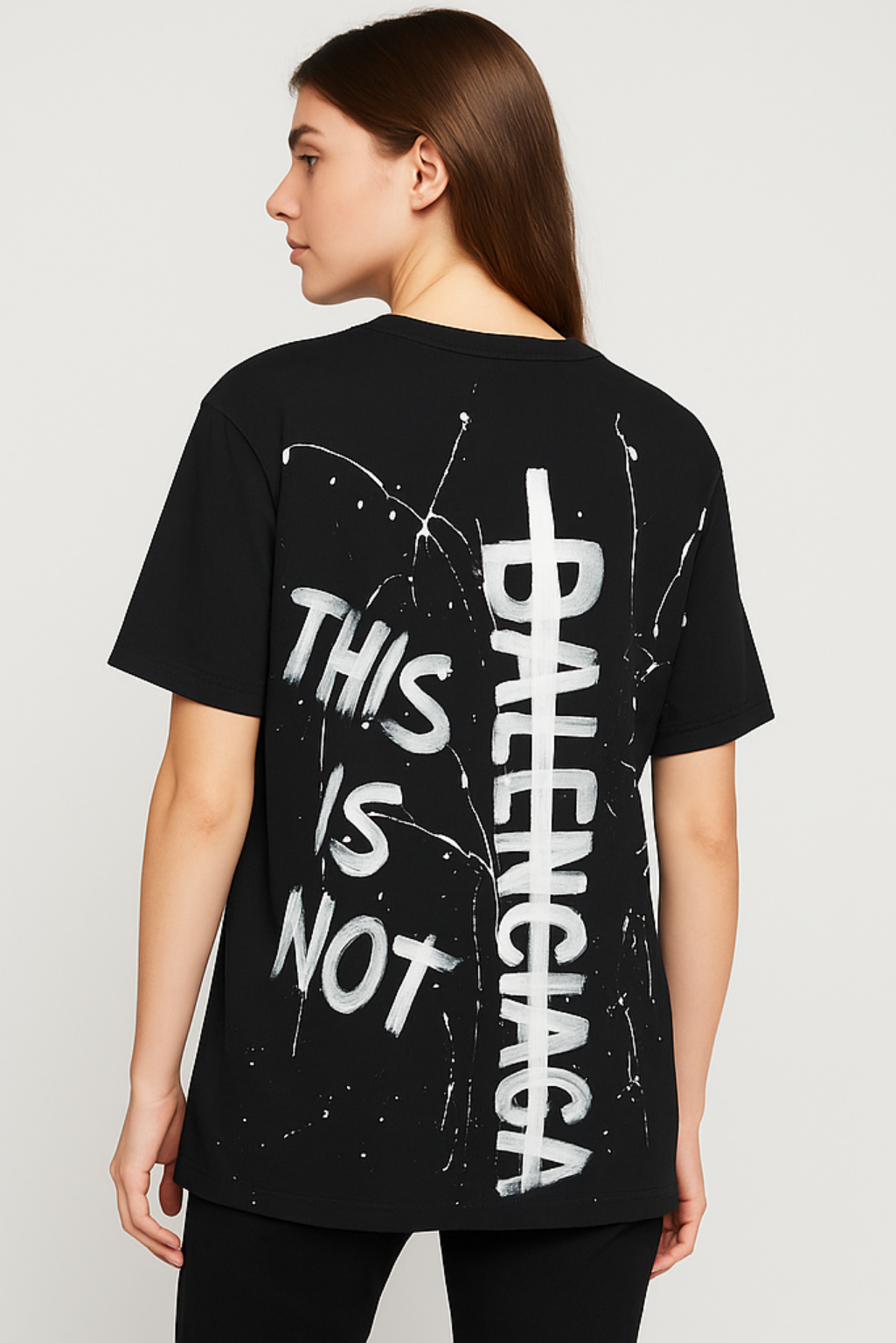 T-shirt This is Not Balenciaga W